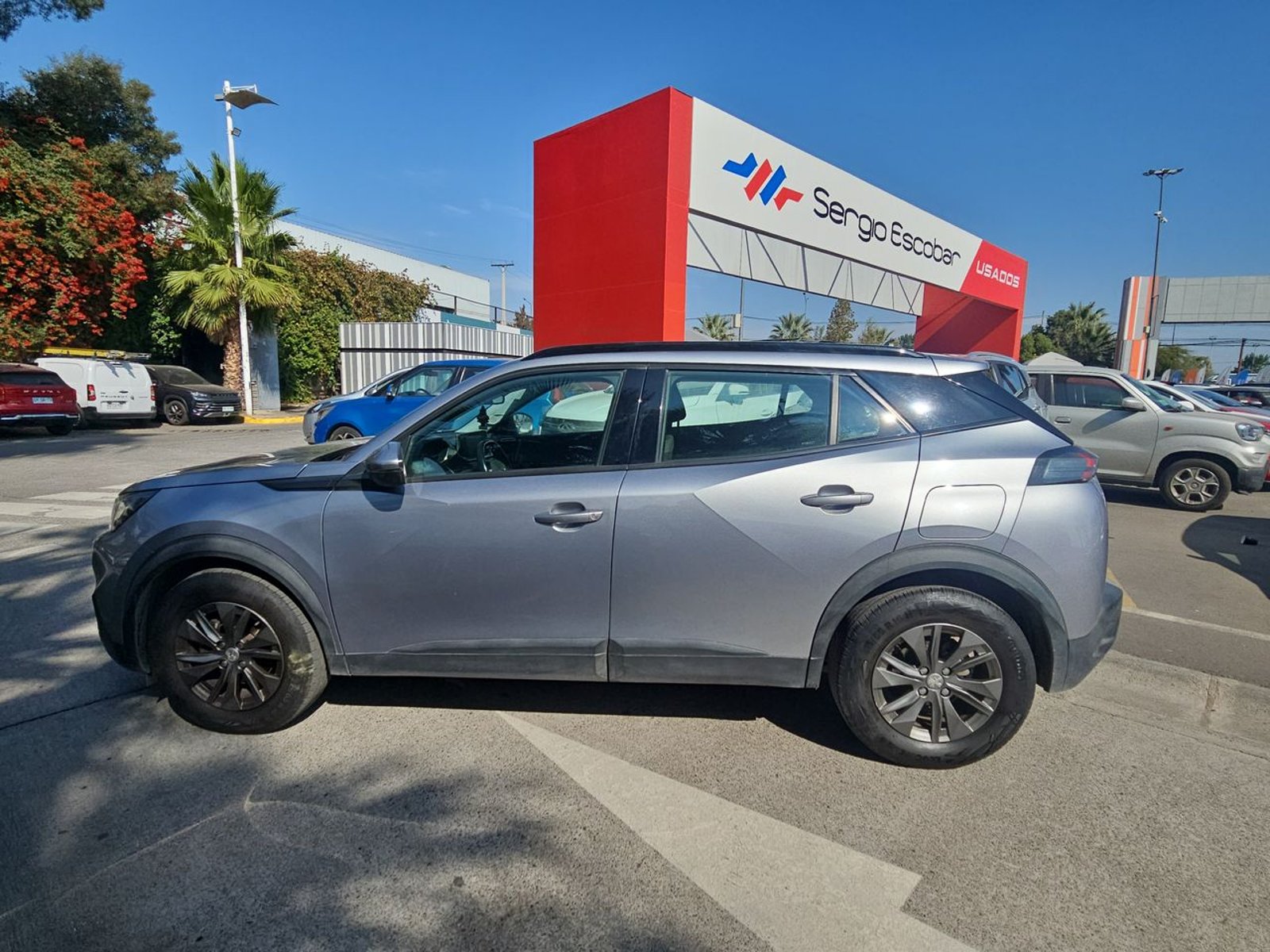PEUGEOT 2008 2021 - Imagen 5 de 15