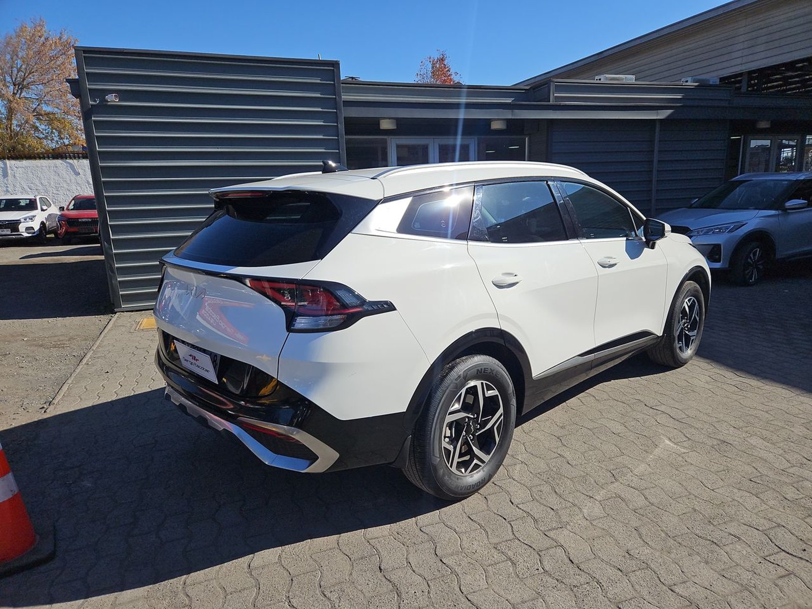 KIA SPORTAGE 2025 - Imagen 6 de 15