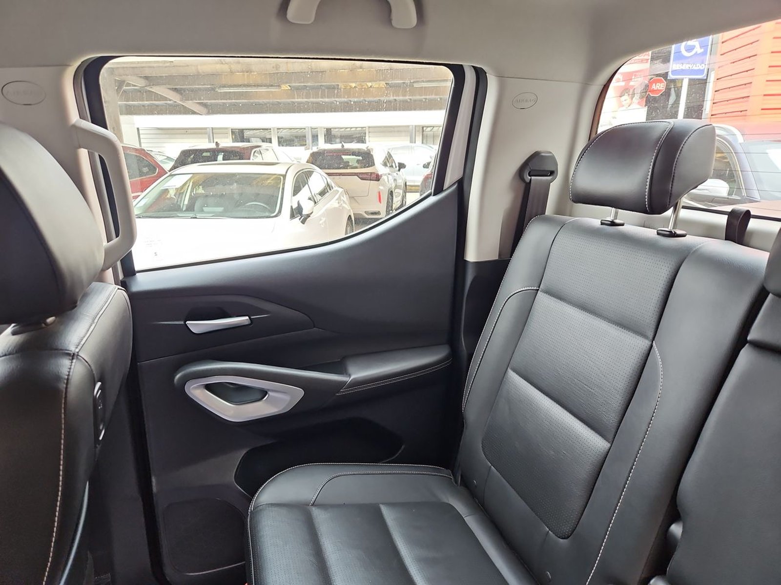 PEUGEOT LANDTREK 2024 - Imagen 11 de 15