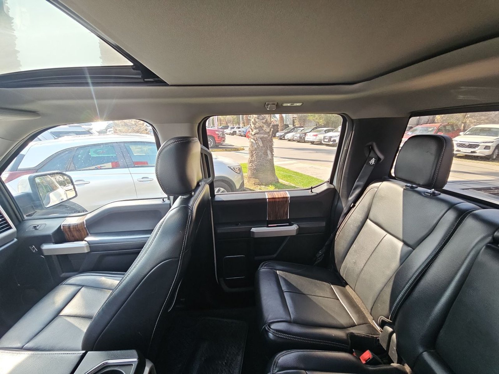 Ford F-150 2019 - Imagen 12 de 15
