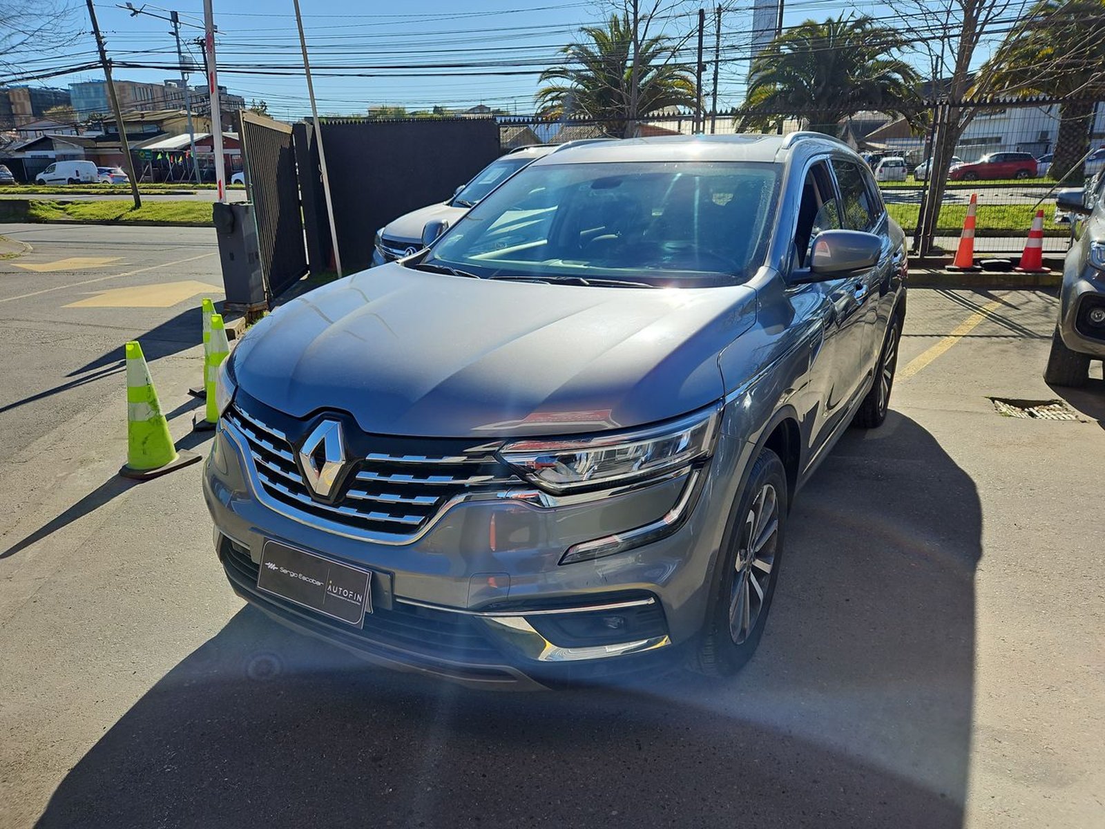Renault KOLEOS 2023 - Foto 2 de 15