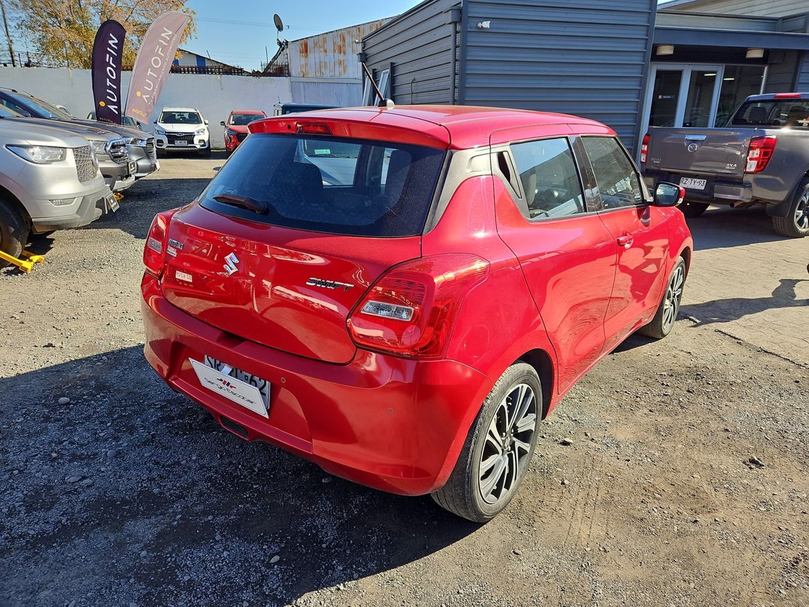 SUZUKI SWIFT 2023 - Imagen 6 de 15