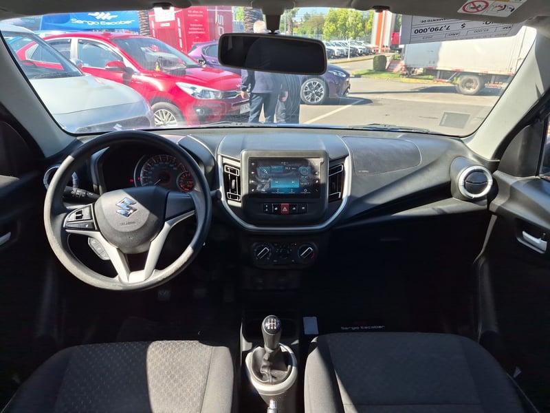 Suzuki CELERIO 2023 - Imagen 10 de 15