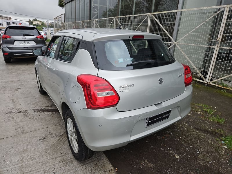 Suzuki SWIFT 2023 - Imagen 6 de 15