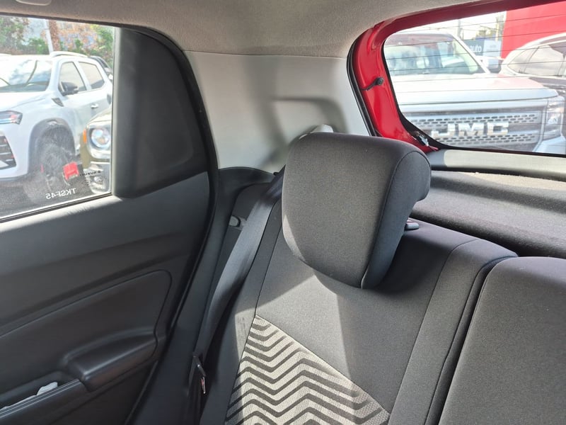 Suzuki SWIFT 2024 - Imagen 12 de 15