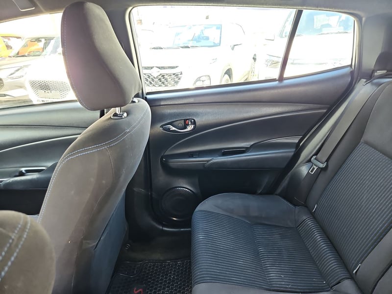Toyota YARIS 2018 - Imagen 10 de 15