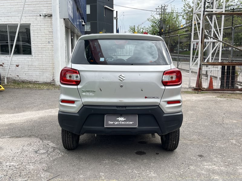 Suzuki S-PRESSO 2024 - Imagen 7 de 15
