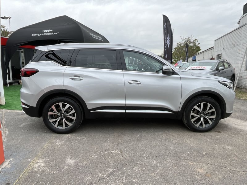 Chery TIGGO 7 2023 - Imagen 9 de 15