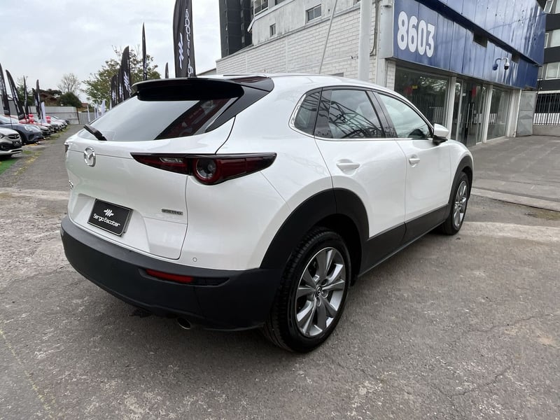 Mazda CX-30 2024 - Imagen 8 de 15