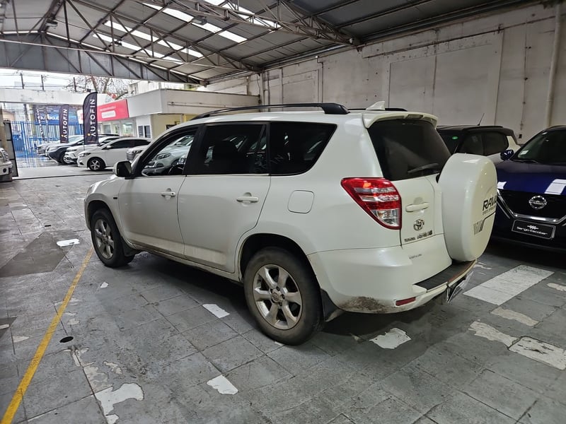 Toyota RAV4 2011 - Imagen 8 de 15