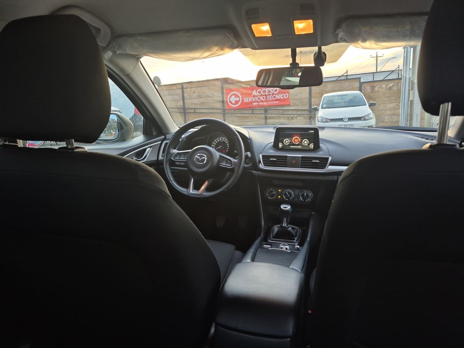 MAZDA 3 2020 - Imagen 13 de 15