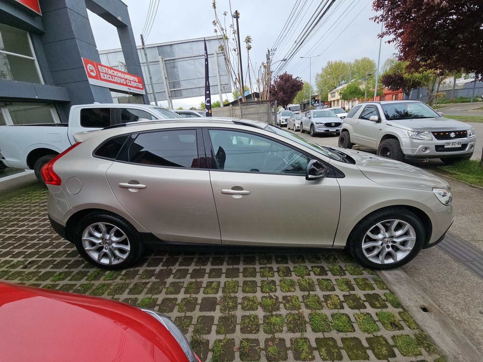 Volvo V40 2018 - Foto 5 de 15