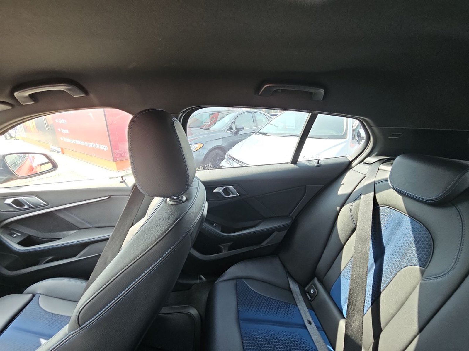BMW 118I 2023 - Imagen 11 de 14