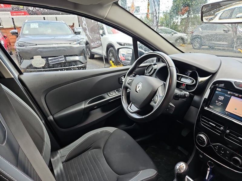 Renault CLIO 2017 - Imagen 15 de 15