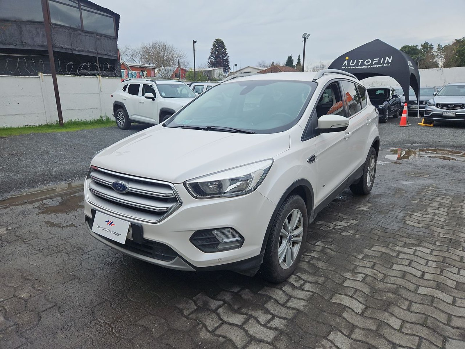Ford ESCAPE 2017 - Foto 2 de 15