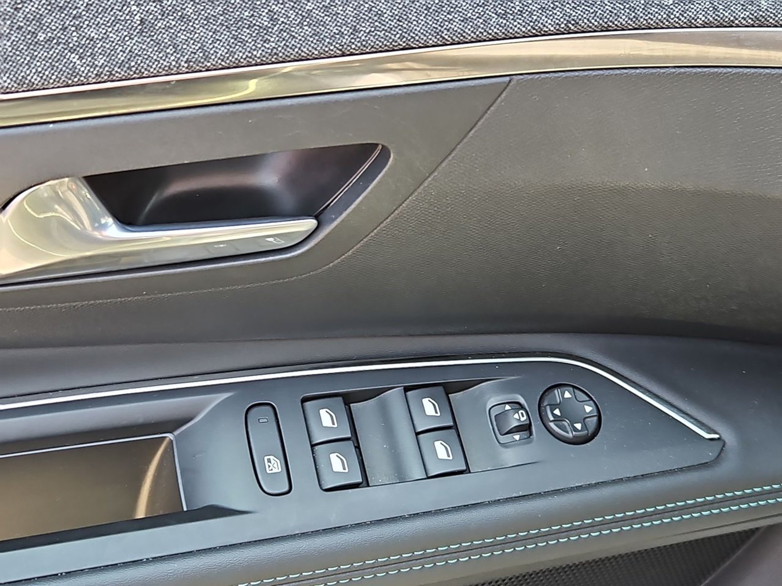 Peugeot 3008 2024 - Imagen 11 de 15