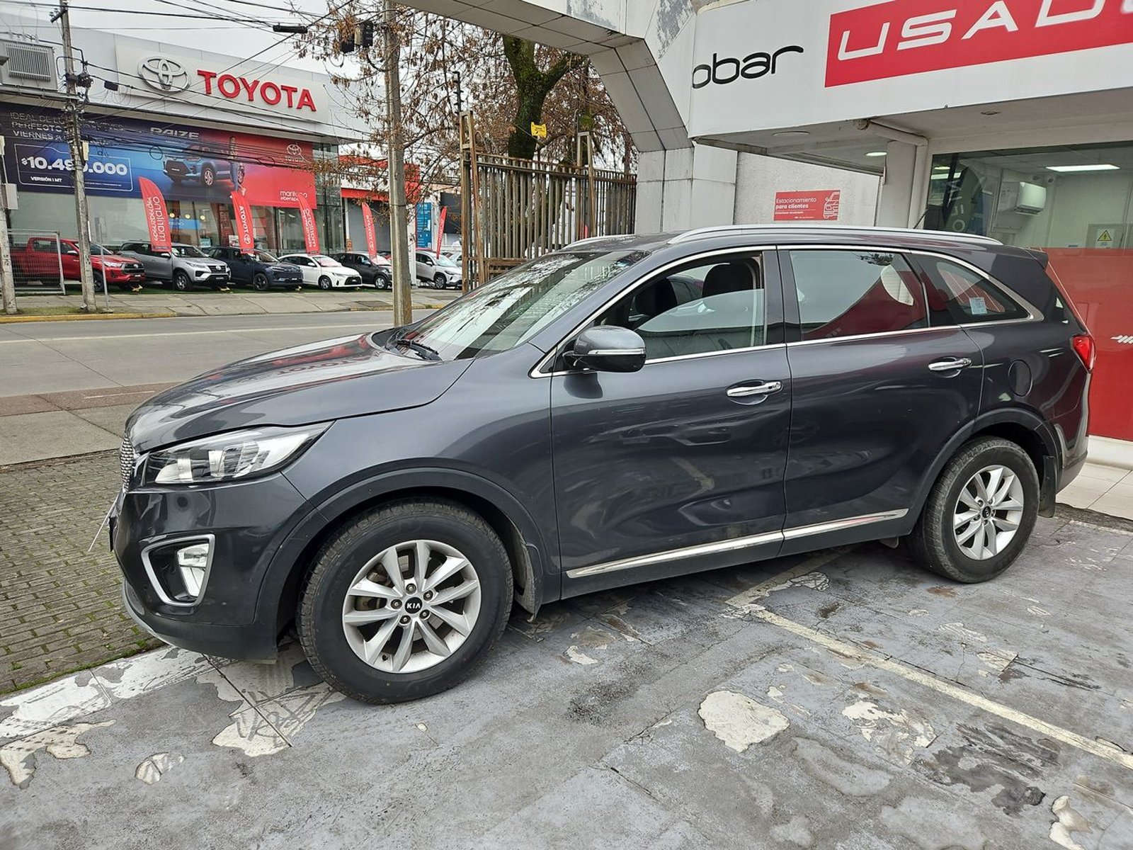 Kia SORENTO 2017 - Foto 4 de 15