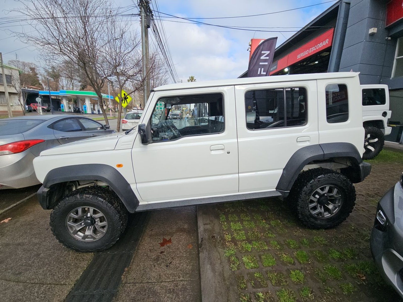 SUZUKI JIMNY 2025 - Foto 5 de 15