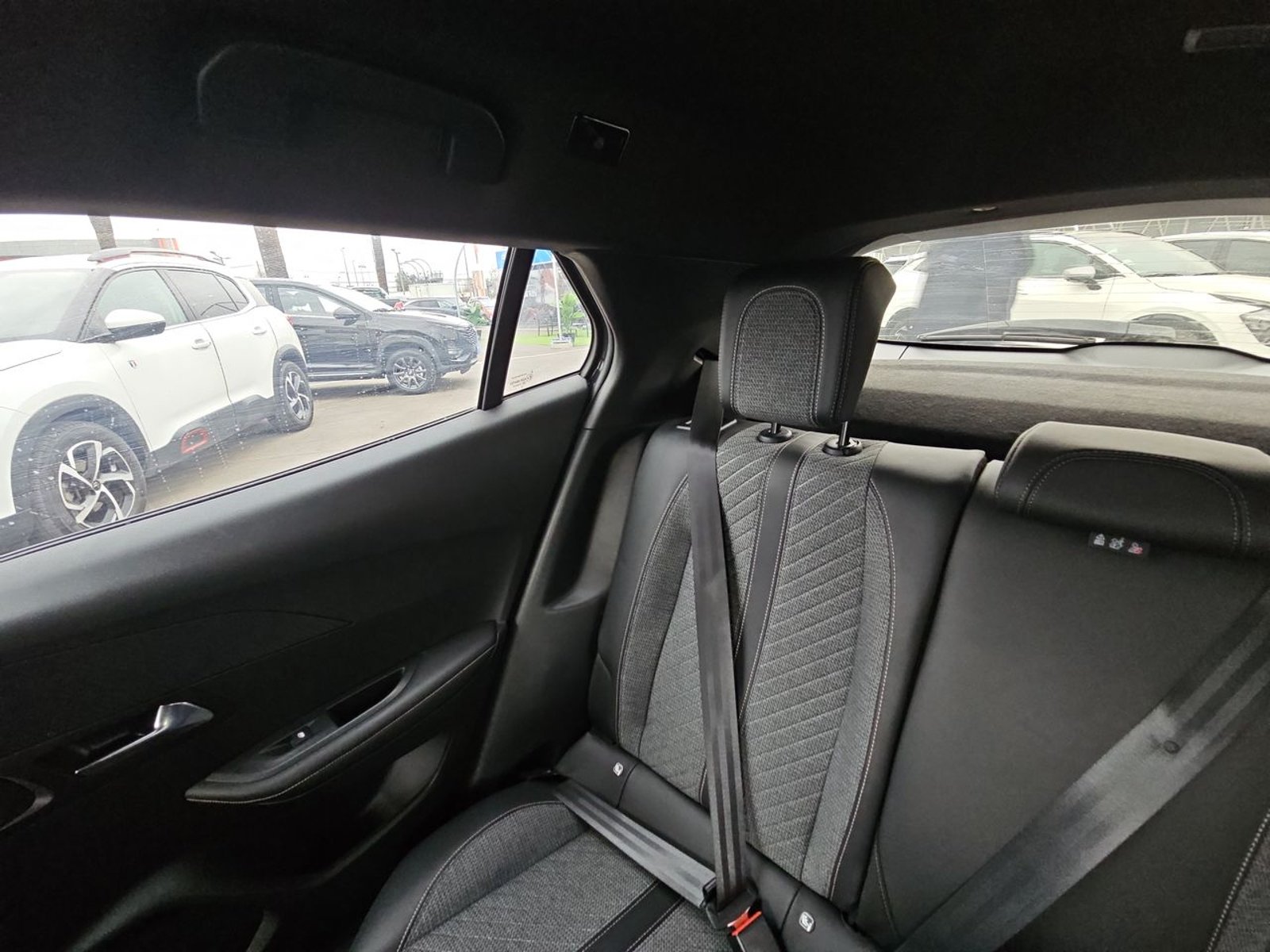 Peugeot 2008 2024 - Imagen 13 de 15