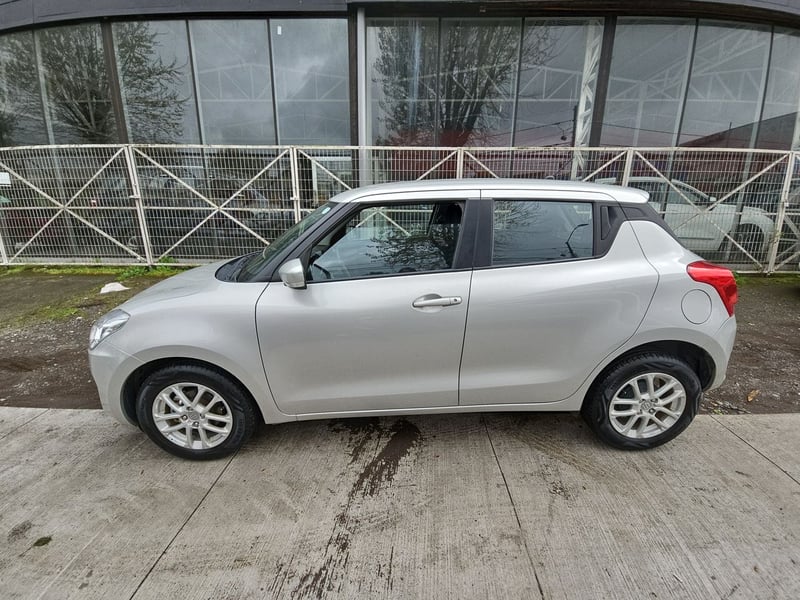 Suzuki SWIFT 2023 - Imagen 5 de 15