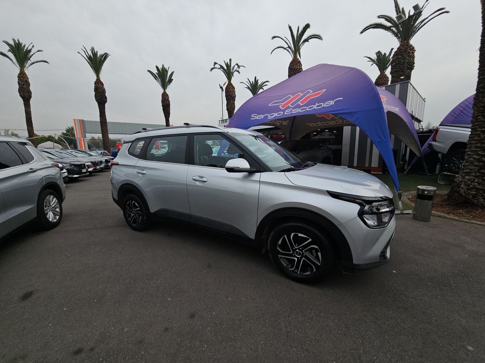 Kia CARENS 2024 - Foto 2 de 15