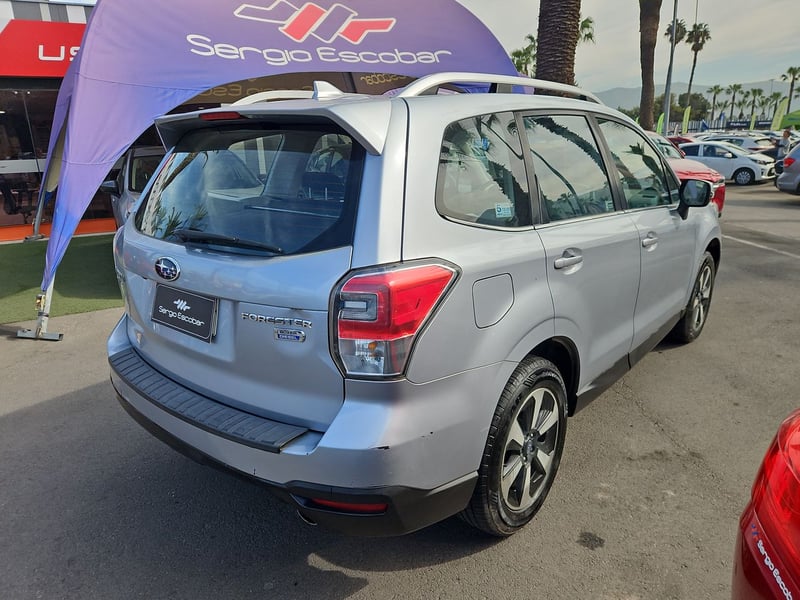 Subaru FORESTER 2017 - Imagen 8 de 15
