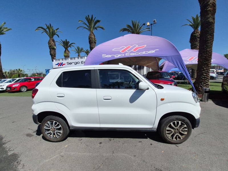 Suzuki S-PRESSO 2025 - Imagen 9 de 15