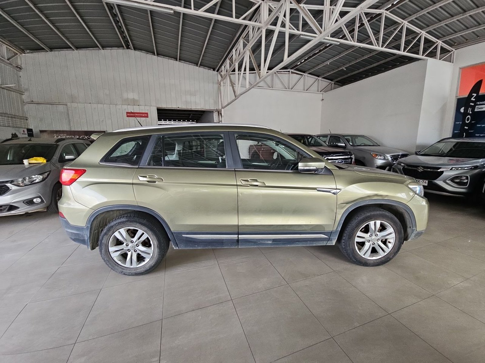 Changan CS75 2018 - Foto 5 de 15