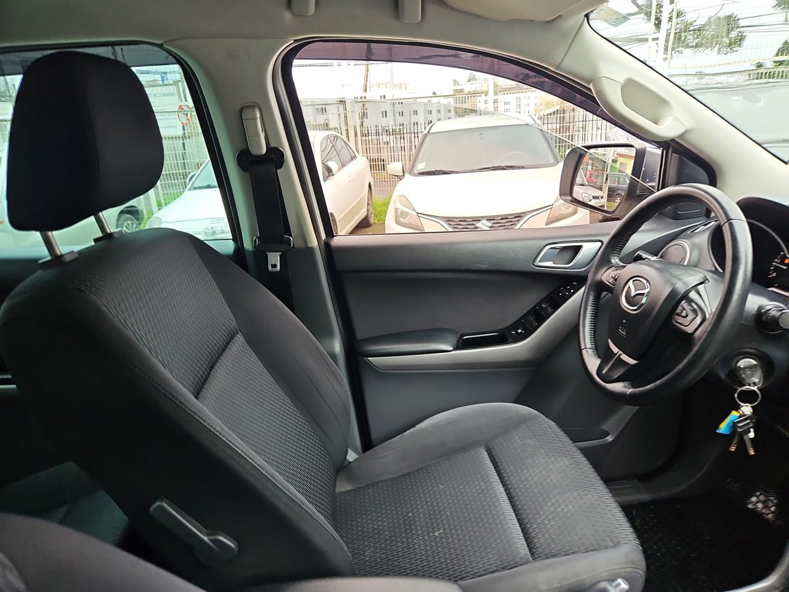 MAZDA BT-50 2021 - Imagen 14 de 15