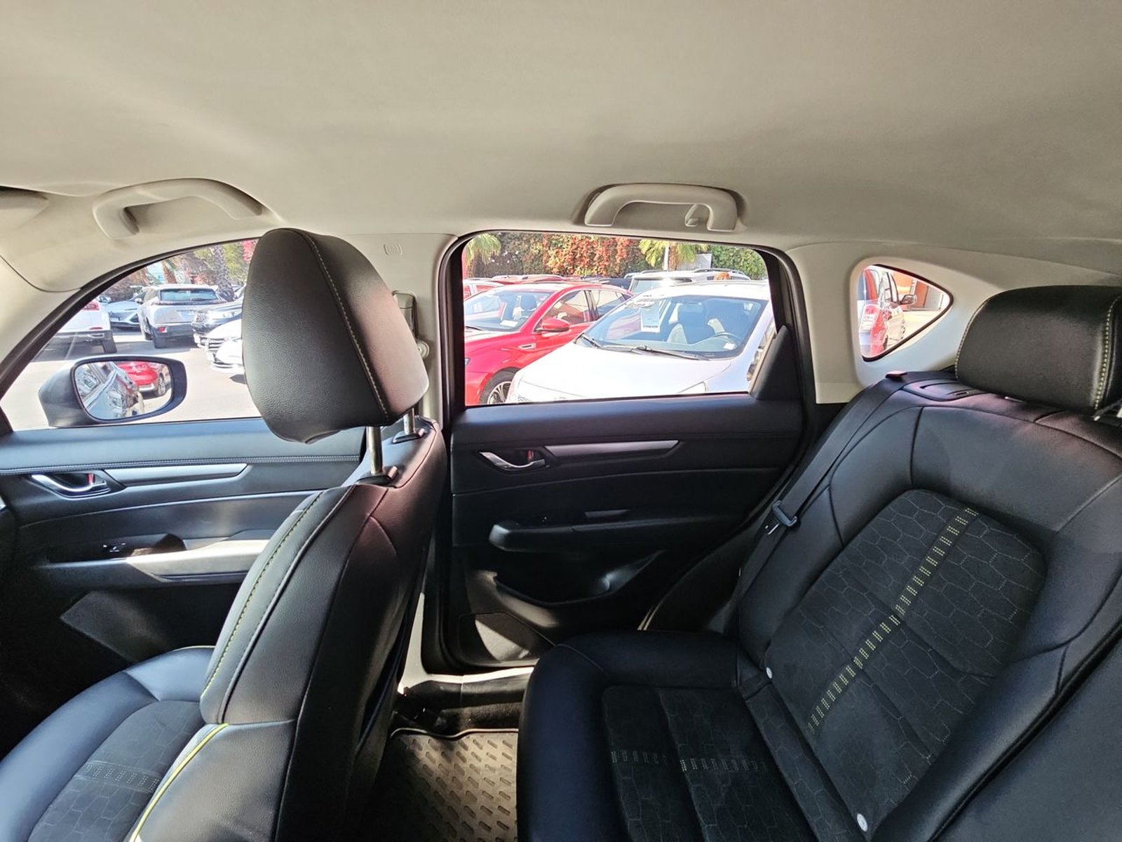 MAZDA CX-5 2023 - Imagen 12 de 15