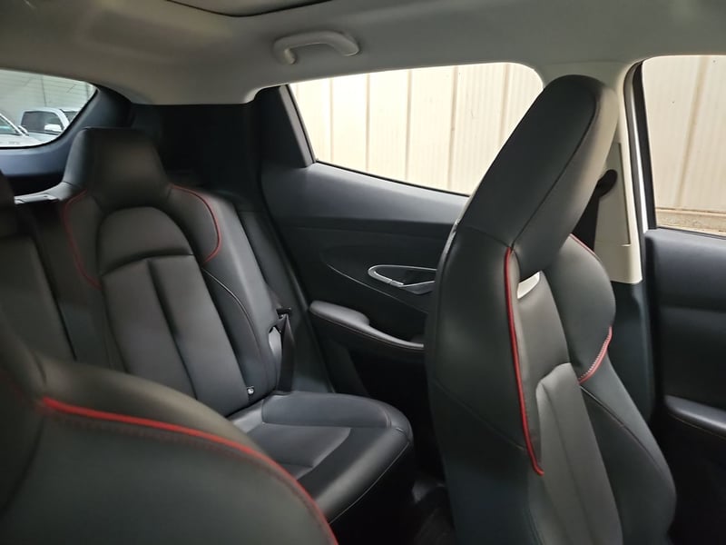 Changan UNI-T 2024 - Imagen 13 de 15