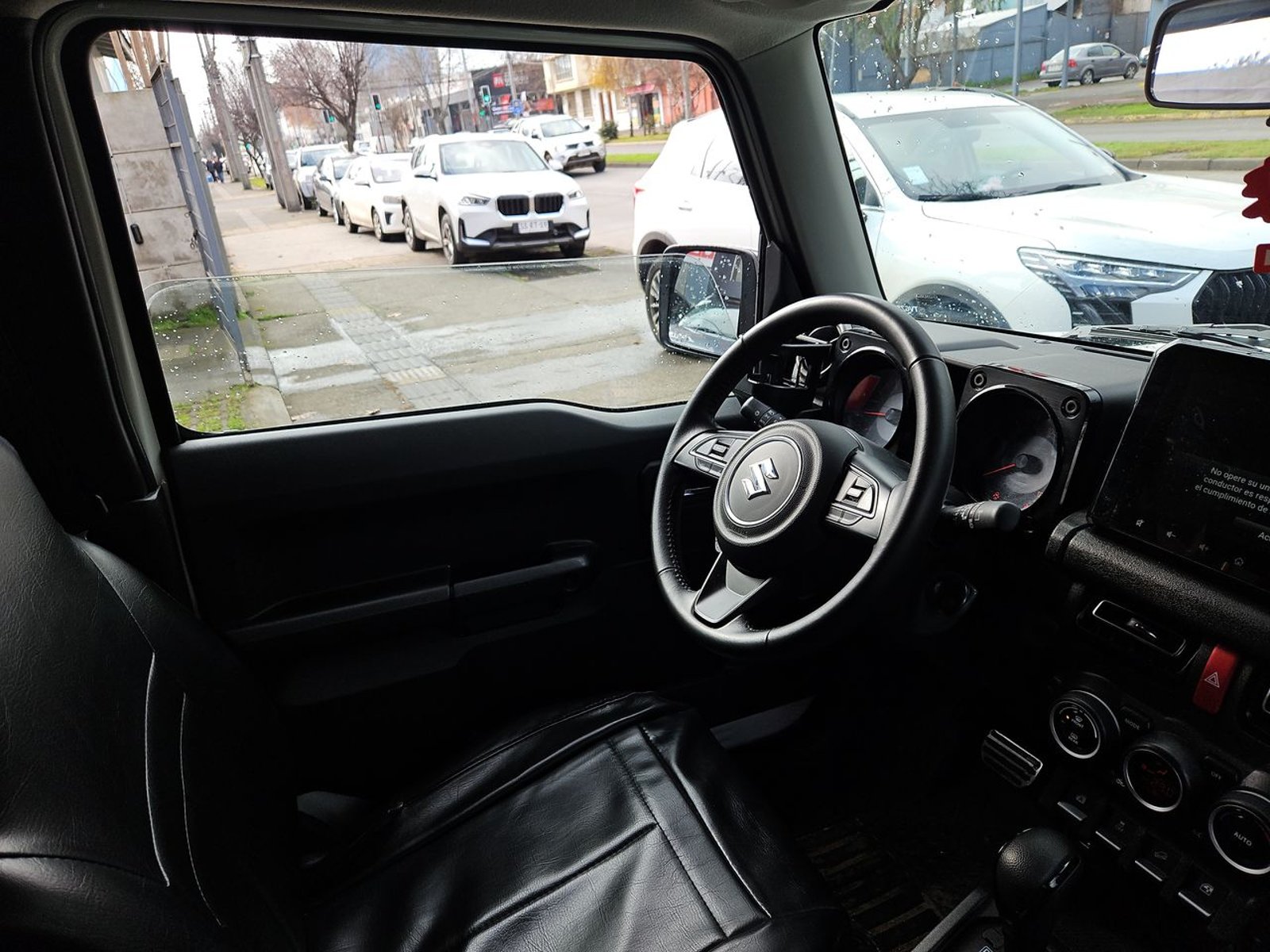 SUZUKI JIMNY 2025 - Imagen 15 de 15