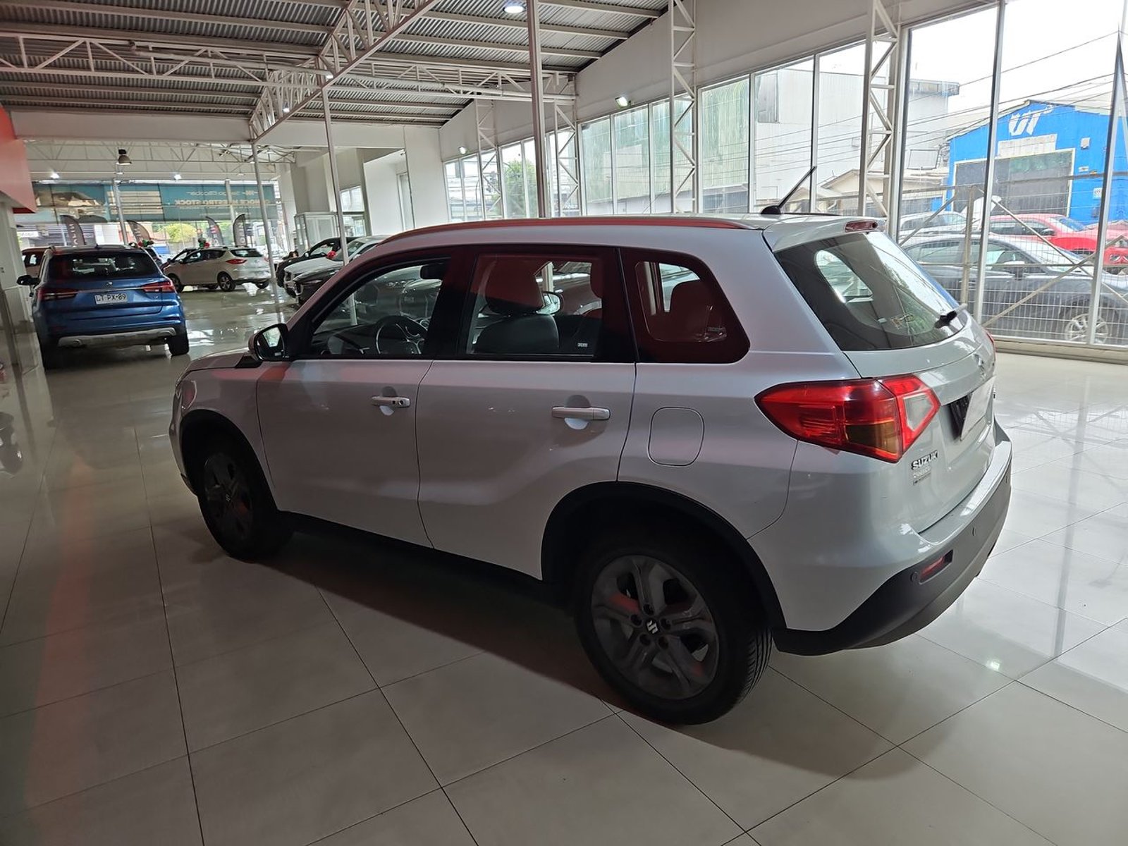 SUZUKI VITARA 2019 - Imagen 8 de 15