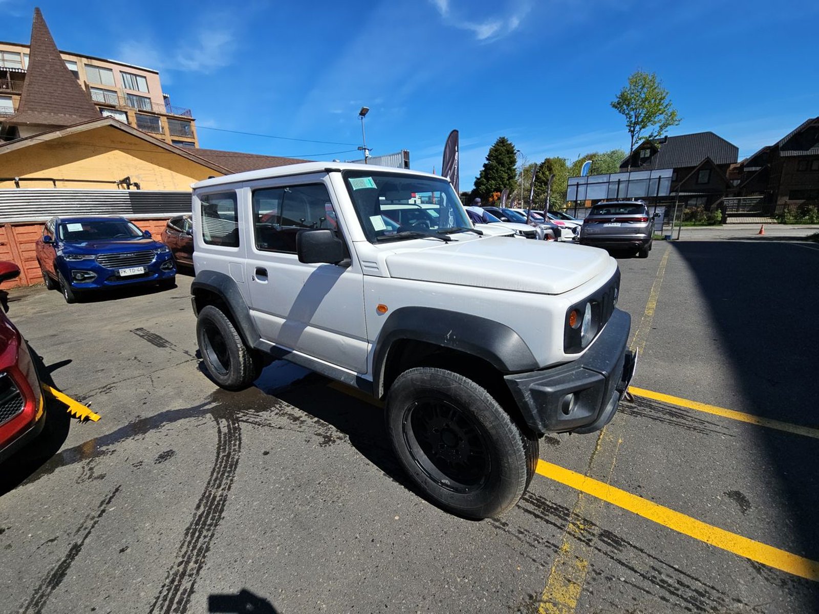 Suzuki JIMNY 2022 - Foto 4 de 15