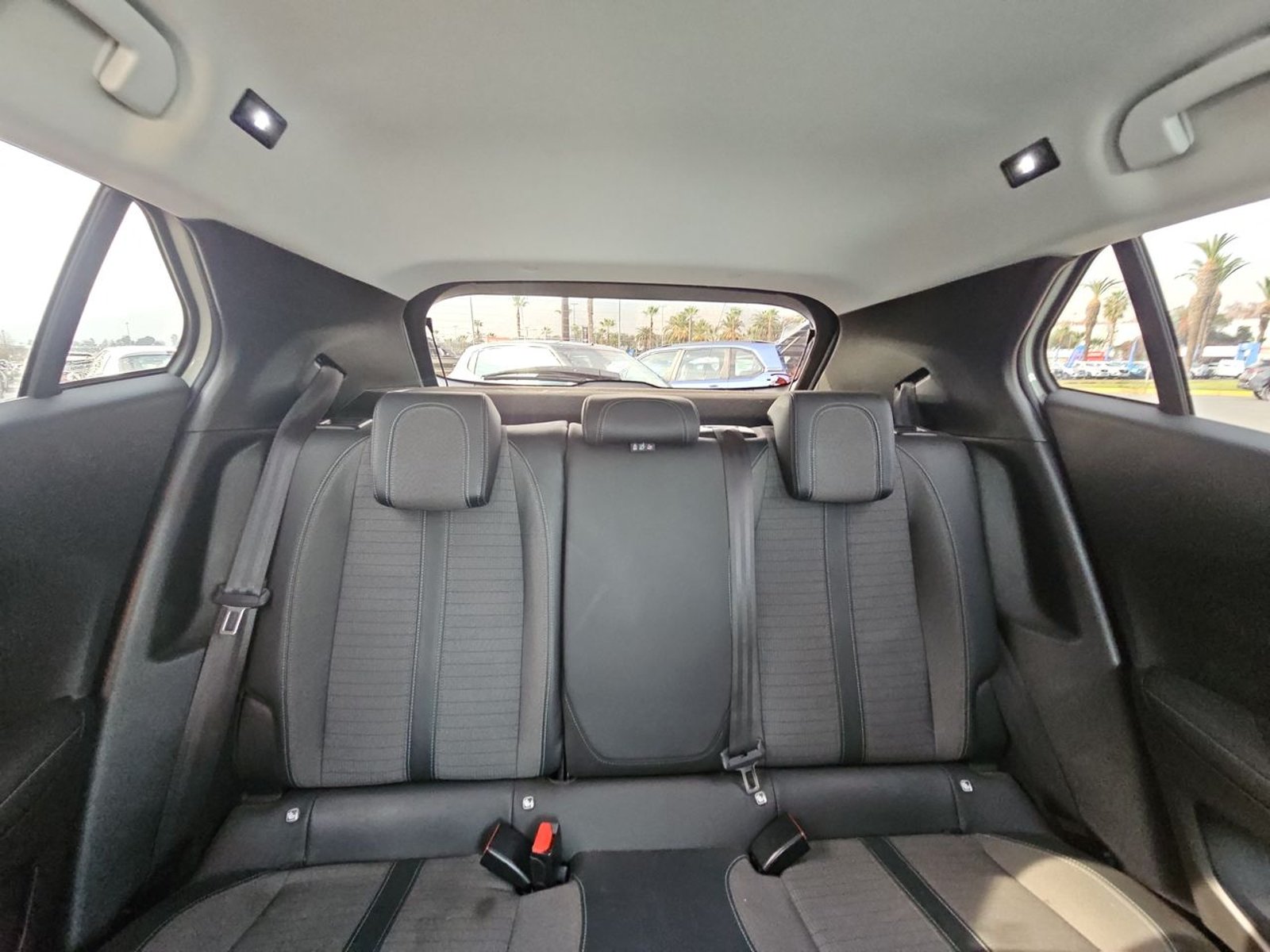 Peugeot 2008 2022 - Imagen 14 de 15