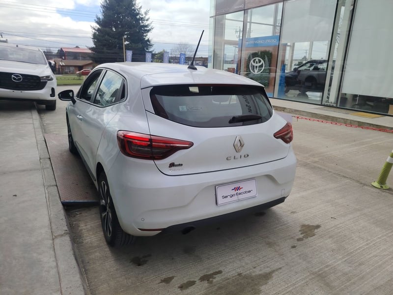 Renault CLIO 2023 - Imagen 6 de 15