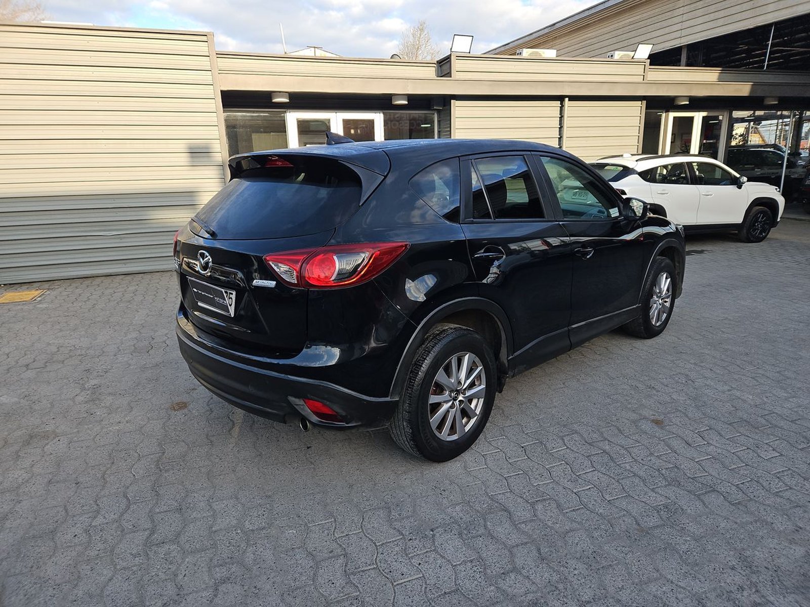 Mazda CX-5 2017 - Imagen 6 de 15