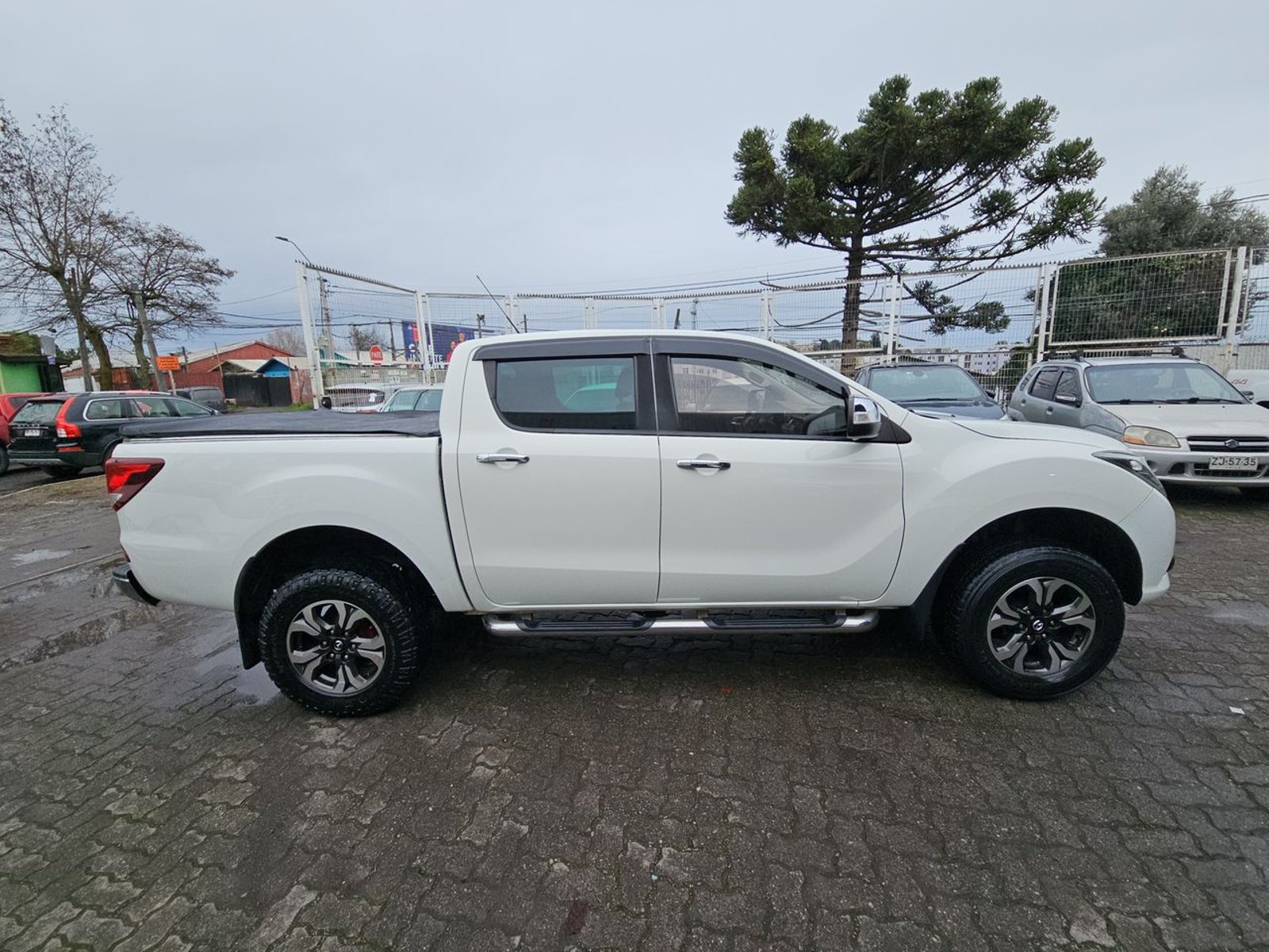 MAZDA BT-50 2021 - Imagen 5 de 15