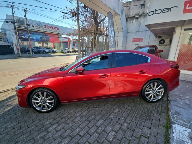 Mazda 3 2023 - Imagen 9 de 15