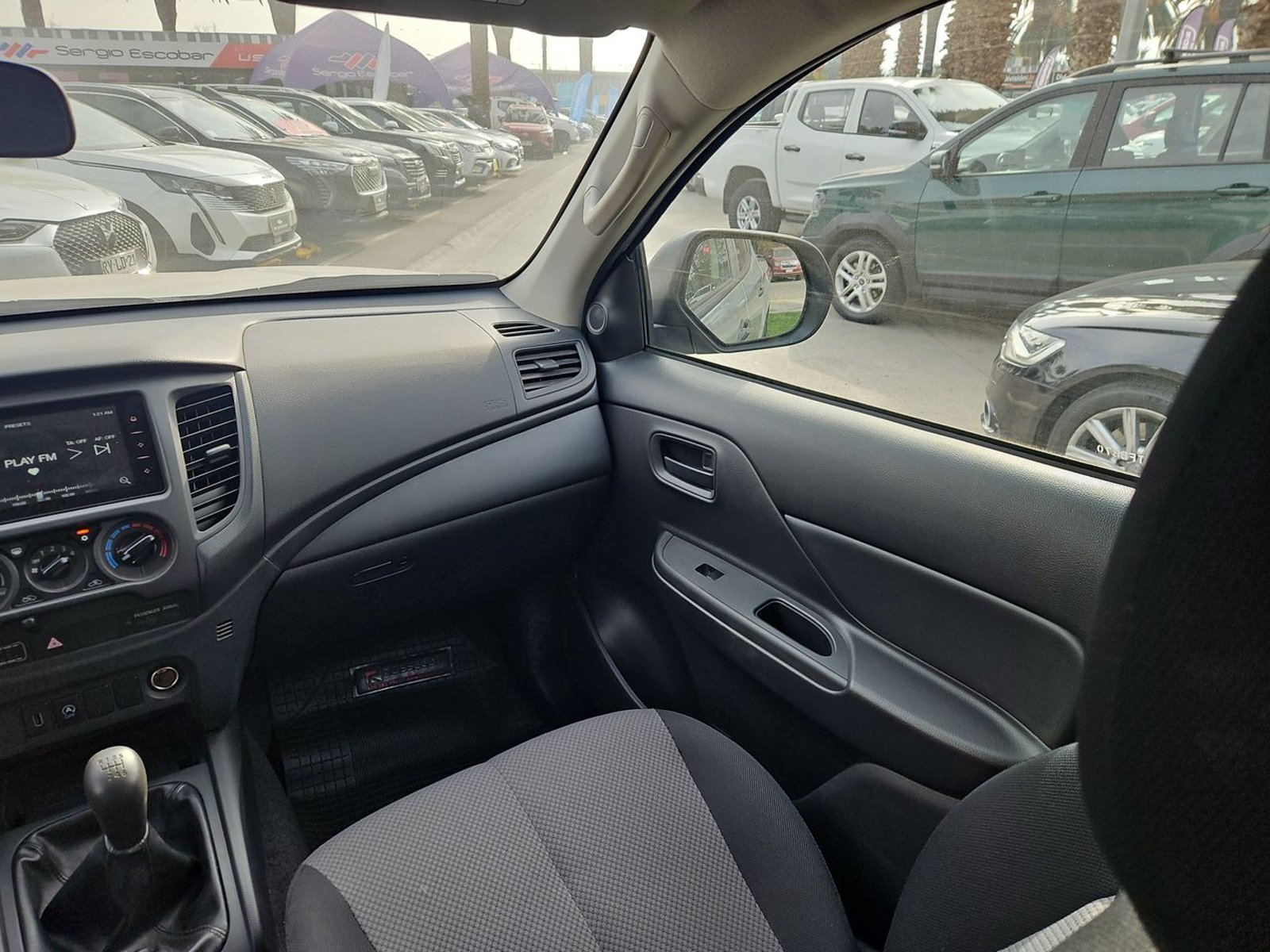 MITSUBISHI L200 2024 - Imagen 11 de 15