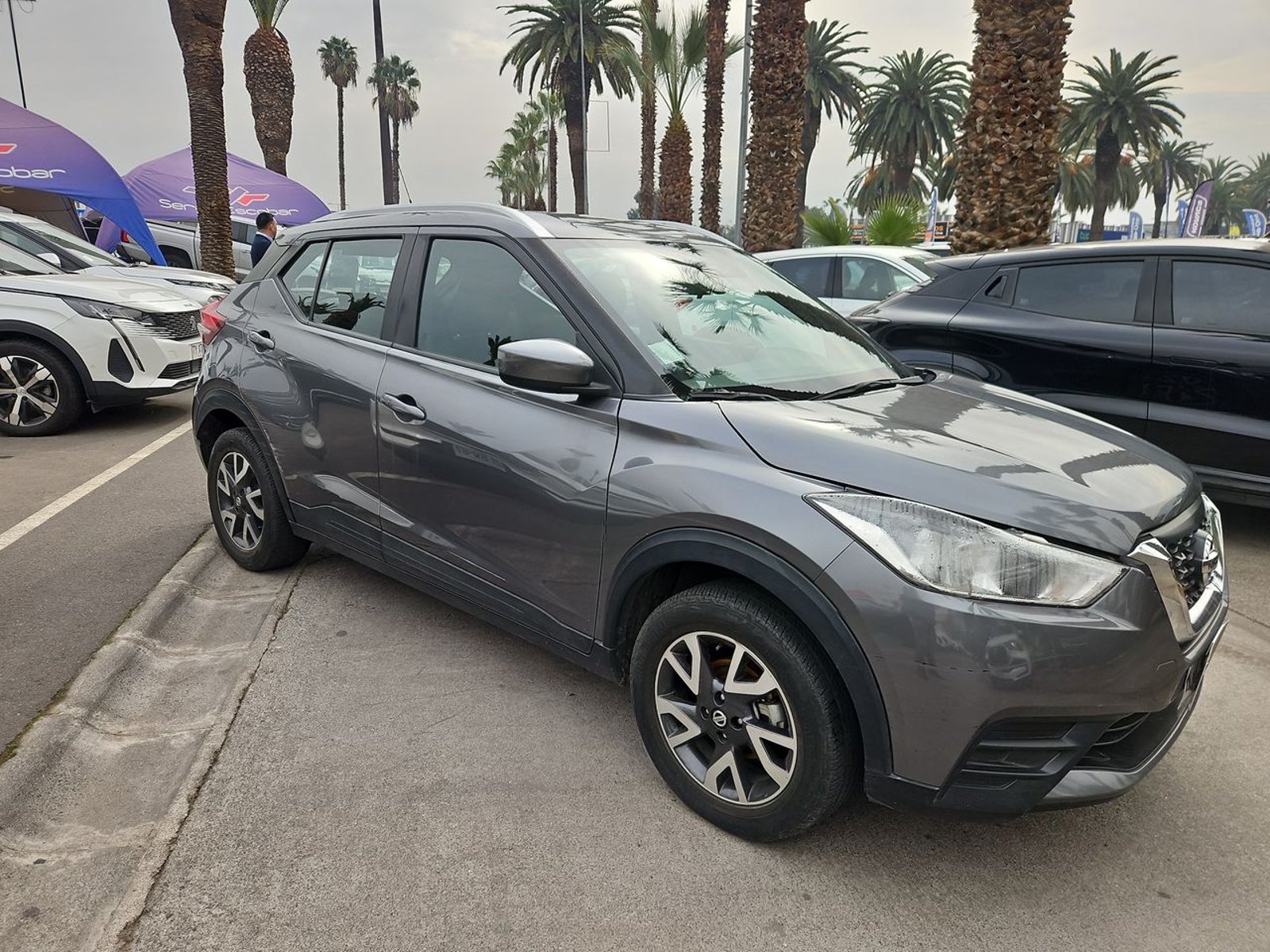 Nissan KICKS 2019 - Foto 2 de 15