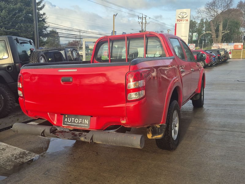 Mitsubishi L200 2019 - Imagen 8 de 15