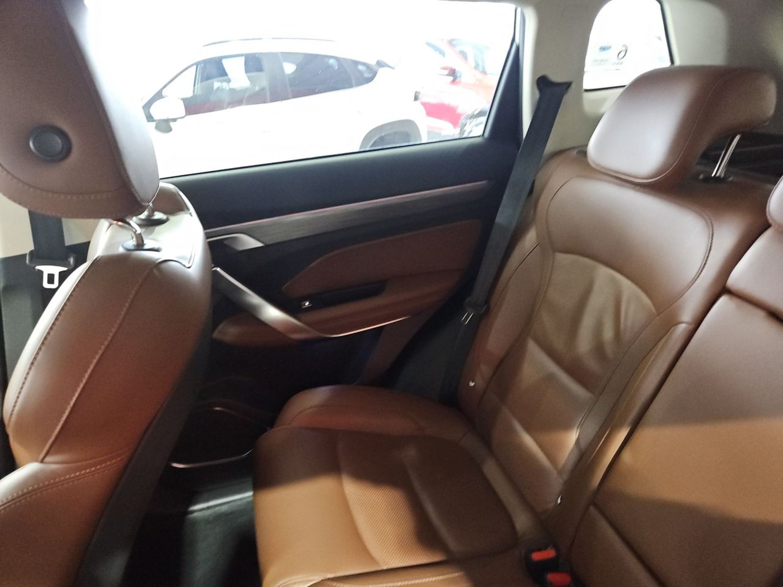 Geely AZKARRA 2023 - Imagen 11 de 15