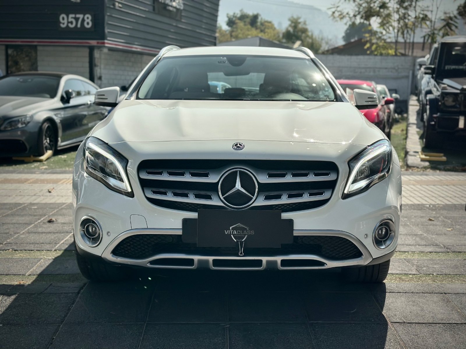 Mercedes-Benz GLA 200 d 2018 - Foto 2 de 10
