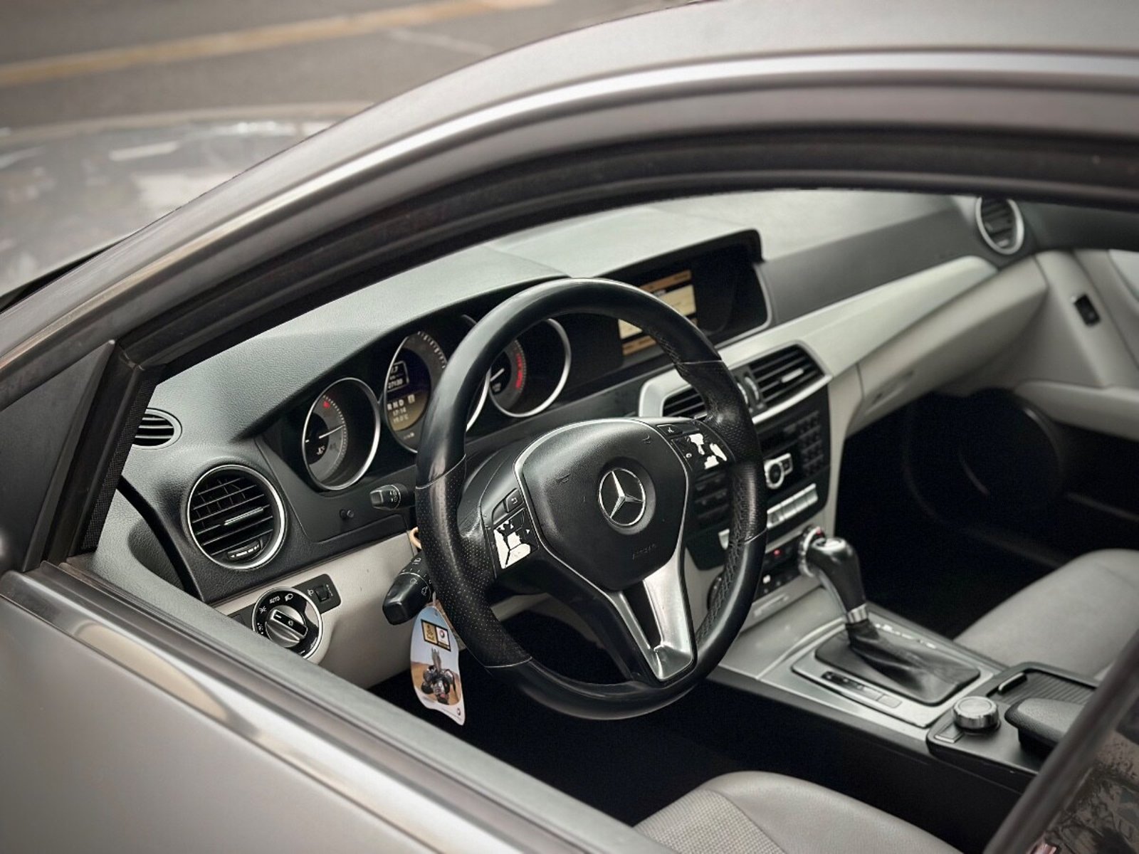 MERCEDES-BENZ C180 AVANTGARD BLUE EFFICINECY 2013 - Imagen 7 de 10
