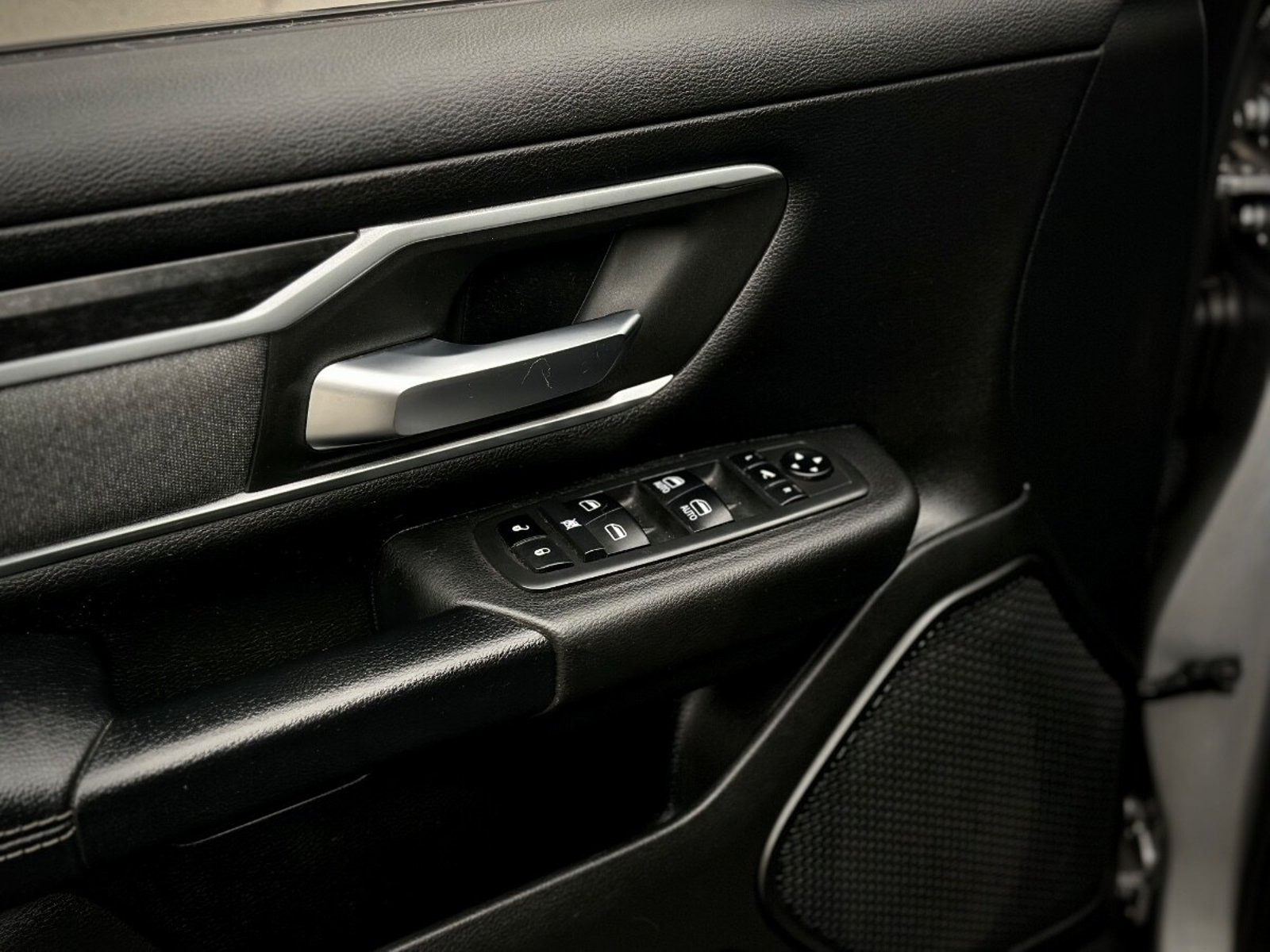 RAM 1500 BIGHORN 2021 - Imagen 8 de 10