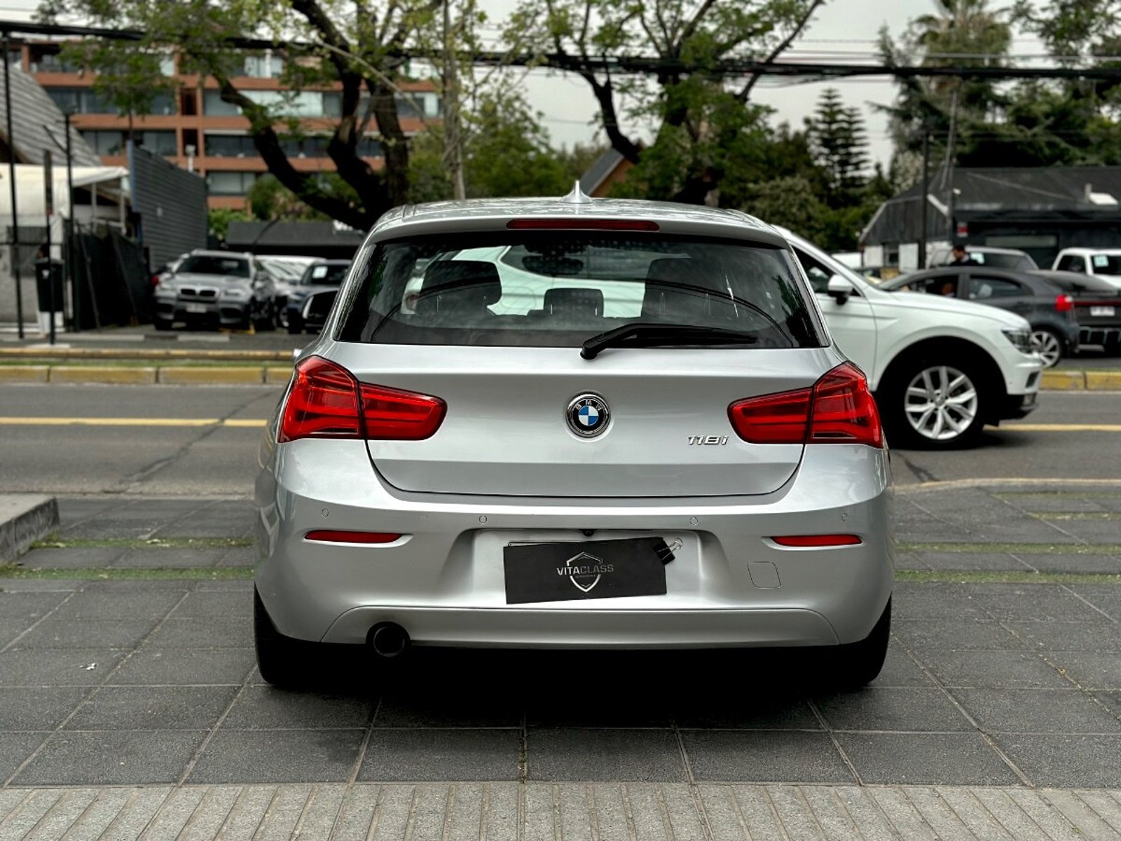 BMW 118I MILLENNIAL 2019 - Foto 5 de 10