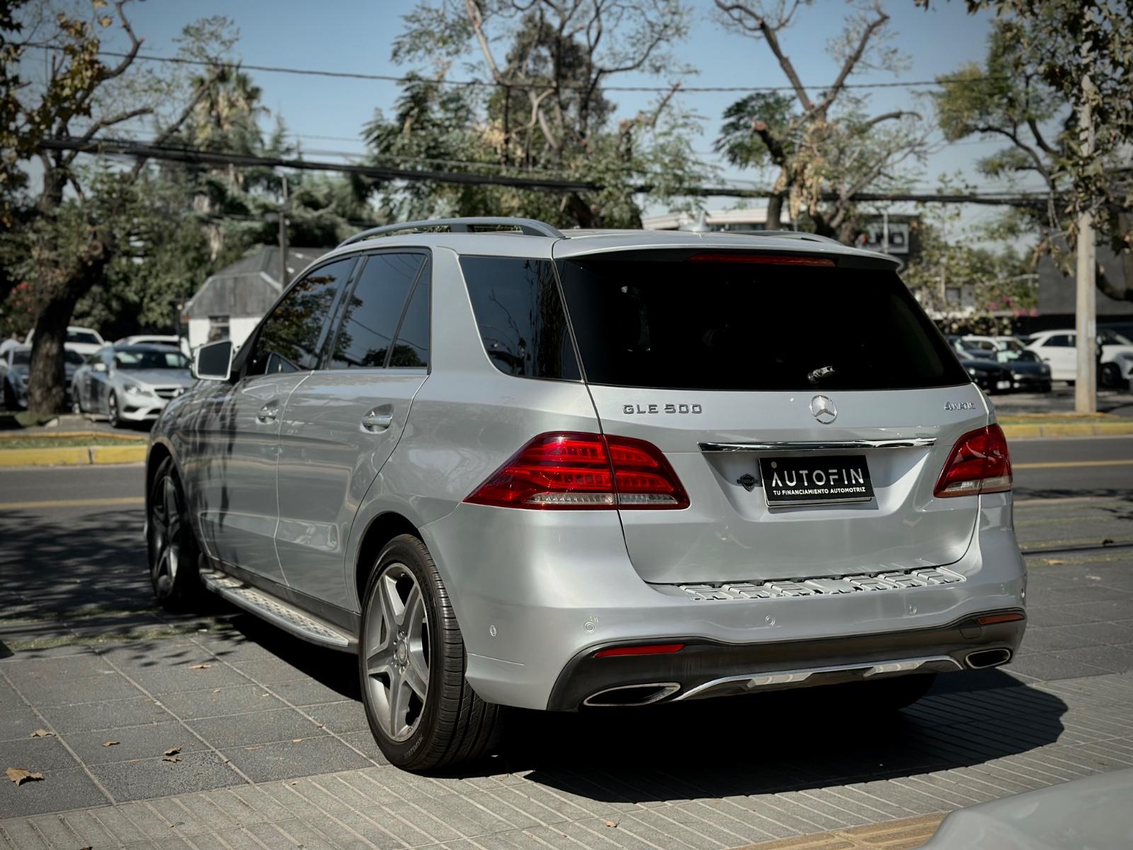 MERCEDES-BENZ GLE 500 2016 - Imagen 8 de 10