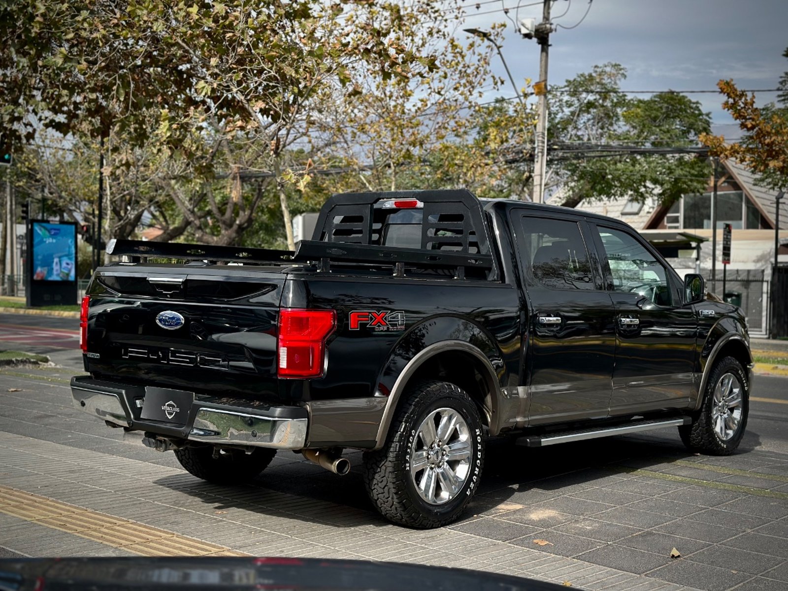 FORD F-150 LARIAT LUXURY 2019 - Imagen 6 de 10