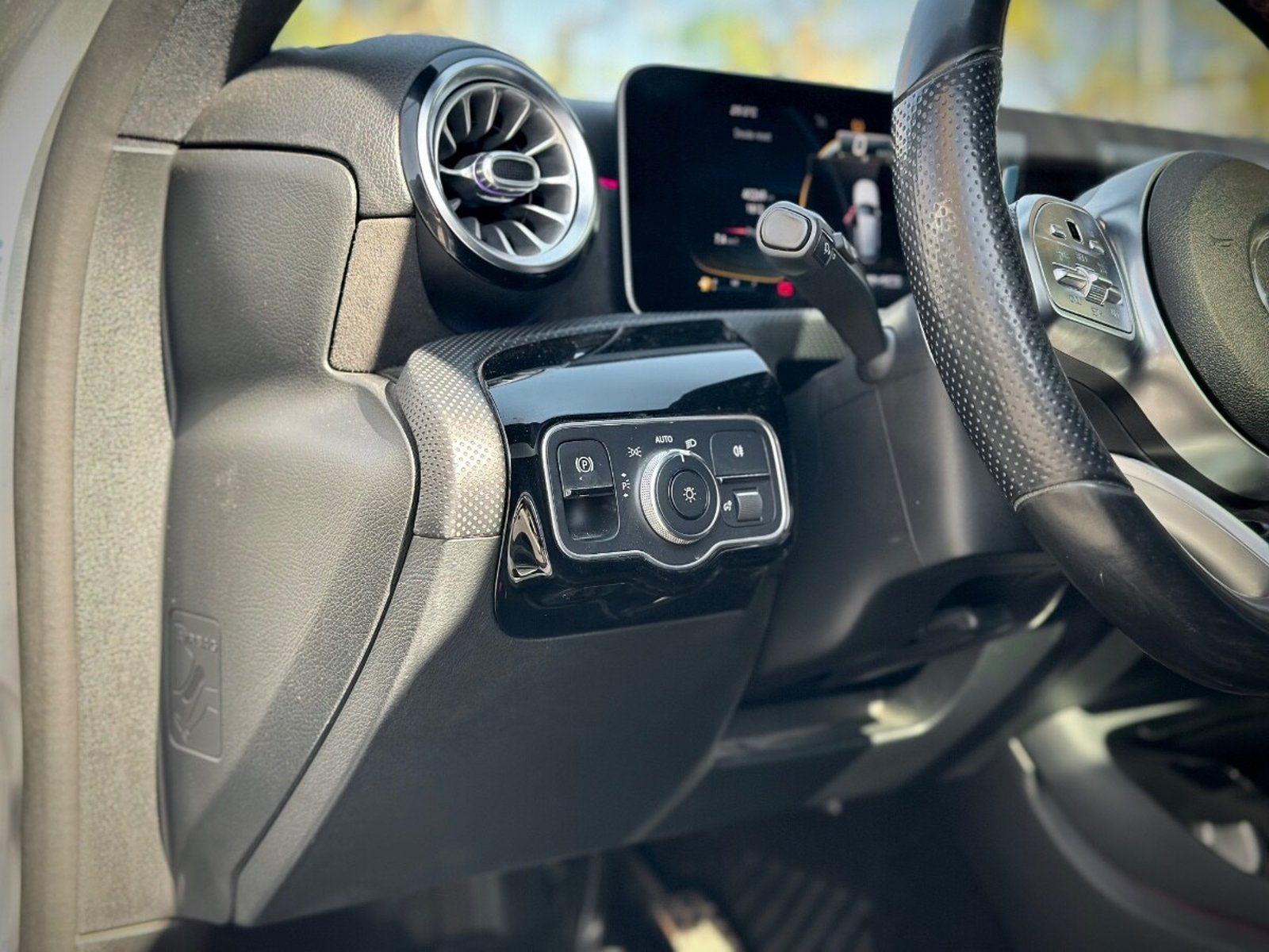 MERCEDES-BENZ A35 AMG 4MATIC 2020 - Imagen 9 de 10